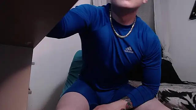 Snapshot of MathewCollin chatting on January 2026 05:11:02 AM MathewCollin online show from January 2026 05:11:02 AM