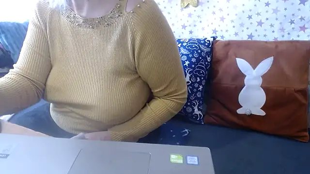 QueenLana online show from February 2026 09:41:02 AM