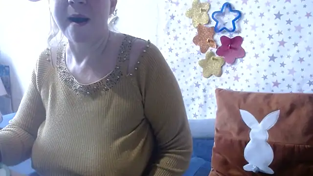 QueenLana online show from April 2026 05:11:01 AM