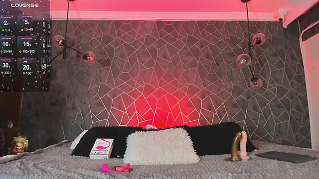 danaythamara1 online show from April 2026 10:05:02 PM