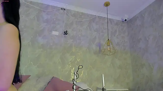 Snapshot of danaythamara1 chatting on November 2025 08:35:02 PM danaythamara1 online show from November 2025 08:35:02 PM