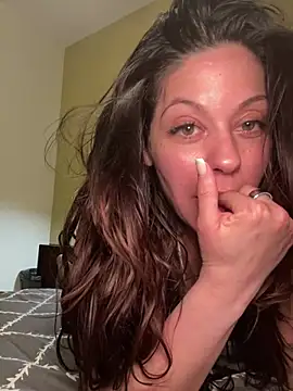 bellafreakyfun online show from March 2026 03:28:01 AM