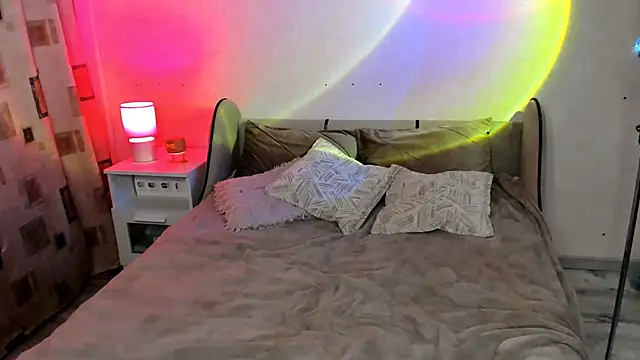 Snapshot of Vivian_Davis chatting on November 2025 08:31:01 PM Vivian Davis online show from November 2025 08:31:01 PM