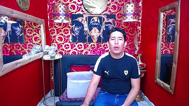 Snapshot of shannentrans chatting on February 2025 01:22:01 PM shannentrans online show from February 2025 01:22:01 PM