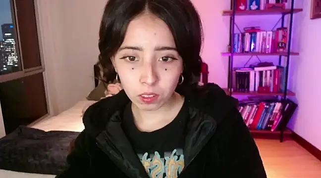 babyluna 8 8 online show from February 2025 11:30:01 PM