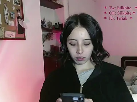 Snapshot of babyluna_8_8 chatting on May 2026 01:46:02 AM babyluna 8 8 online show from May 2026 01:46:02 AM