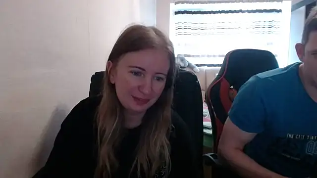 PeterAndJen online show from September 2025 05:06:02 AM