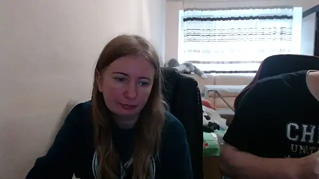 PeterAndJen online show from November 2025 08:18:01 AM