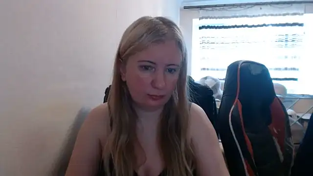 PeterAndJen online show from June 2026 06:34:01 AM