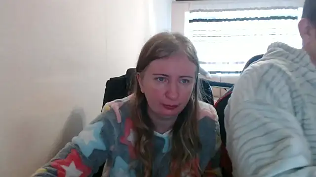 PeterAndJen online show from November 2025 07:41:02 AM