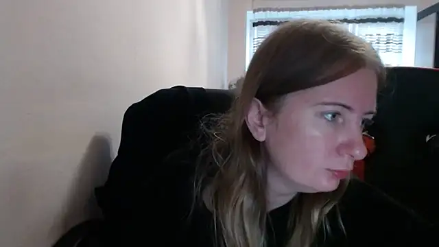 PeterAndJen online show from October 2025 08:04:02 AM