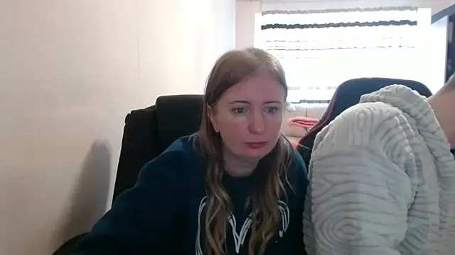 PeterAndJen online show from October 2025 07:06:02 AM