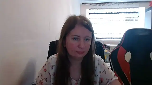 PeterAndJen online show from July 2026 05:25:02 AM