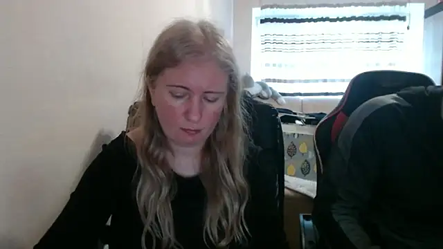 PeterAndJen online show from April 2026 06:14:01 PM