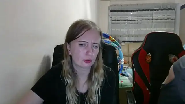 PeterAndJen online show from September 2025 05:52:01 PM