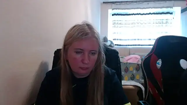 PeterAndJen online show from June 2026 06:18:02 PM