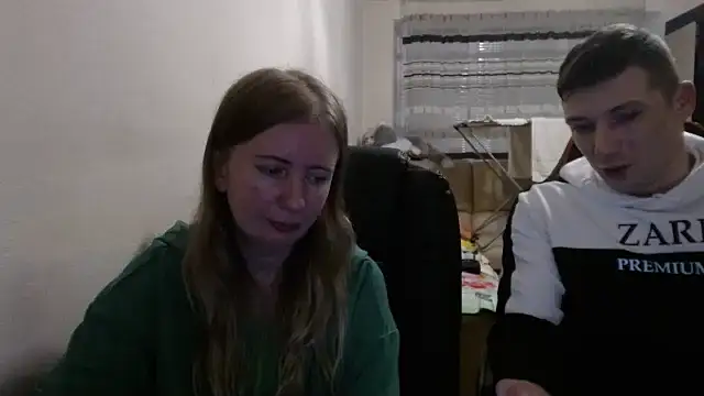 PeterAndJen online show from October 2025 07:33:01 PM