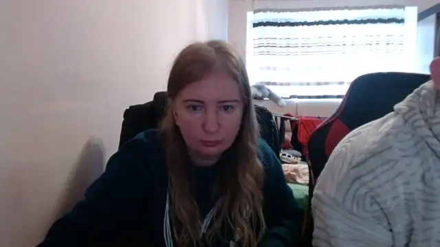 PeterAndJen online show from October 2025 07:27:01 AM