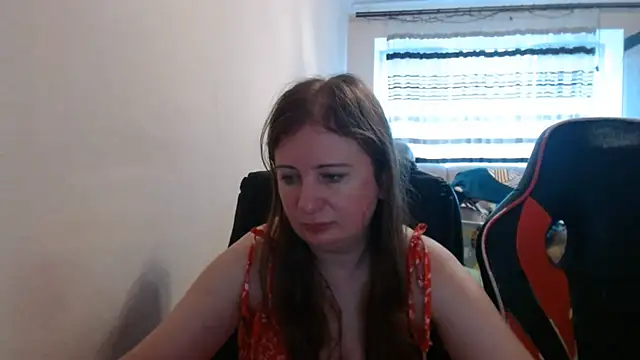 PeterAndJen online show from July 2026 05:19:02 AM