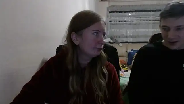 PeterAndJen online show from November 2025 07:18:01 PM