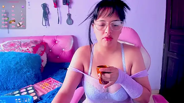 crissn0707 online show from February 2026 11:45:01 AM