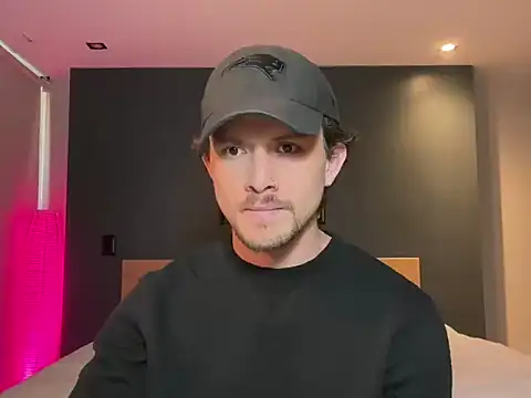 Snapshot of mcklister_kinky_feets chatting on February 2026 07:24:02 PM mcklister kinky feets online show from February 2026 07:24:02 PM