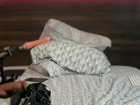 mcklister kinky feets online show from March 2026 06:14:02 PM