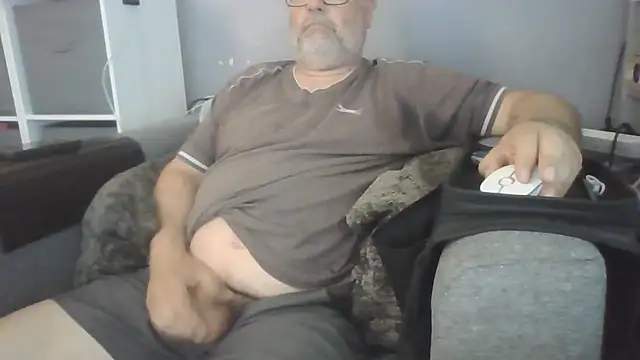 Snapshot of Naturistmale45 chatting on June 2026 12:49:02 PM Naturistmale45 online show from June 2026 12:49:02 PM
