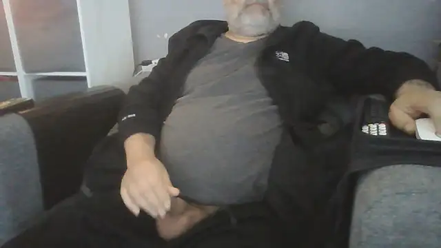 Snapshot of Naturistmale45 chatting on June 2026 07:53:01 AM Naturistmale45 online show from June 2026 07:53:01 AM