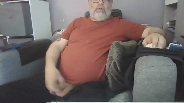 Snapshot of Naturistmale45 chatting on April 2026 11:55:02 AM Naturistmale45 online show from April 2026 11:55:02 AM