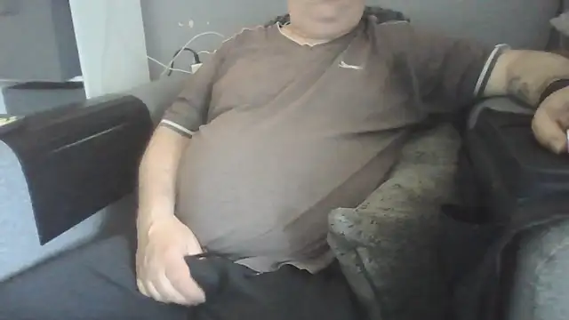Snapshot of Naturistmale45 chatting on May 2026 02:27:02 PM Naturistmale45 online show from May 2026 02:27:02 PM