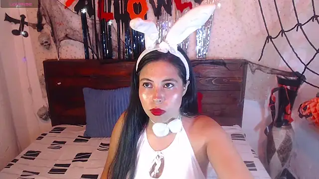 Snapshot of NikkieMilky chatting on October 2025 02:56:02 AM NikkieMilky online show from October 2025 02:56:02 AM