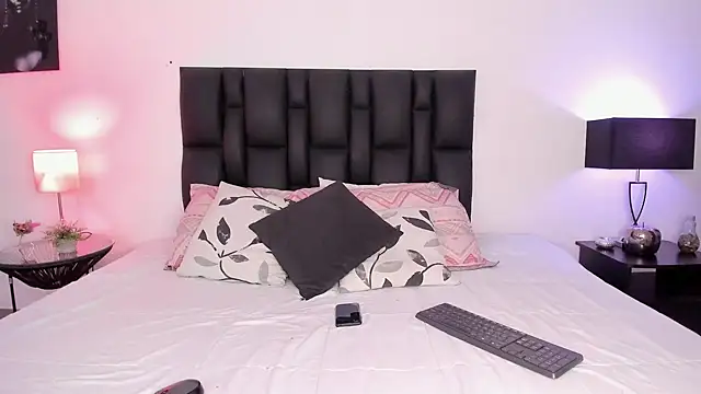 Snooky Clinton online show from February 2025 05:16:01 AM