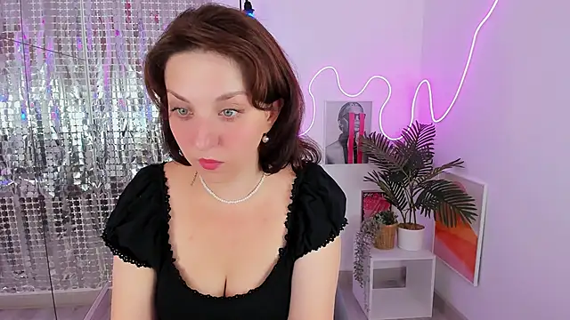 Snapshot of MargaretFatal chatting on June 2026 01:21:02 PM MargaretFatal online show from June 2026 01:21:02 PM