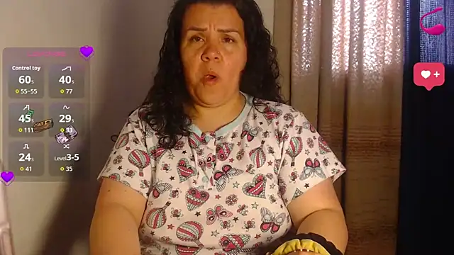 agathamiller01 online show from May 2026 01:31:02 PM