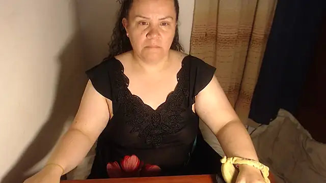 agathamiller01 online show from February 2026 10:55:01 AM