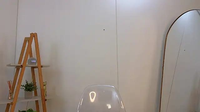 bella  adams online show from June 2026 12:04:01 PM