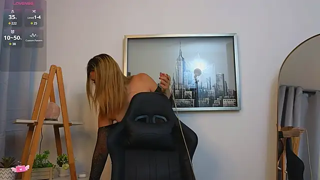 bella  adams online show from November 2025 10:59:01 AM