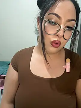MileyGia online show from July 2026 11:01:01 PM