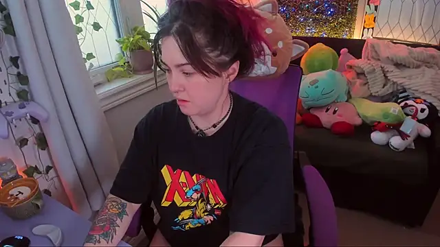 JennKenobi online show from April 2026 12:42:02 PM