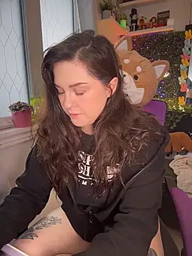 JennKenobi online show from March 2026 03:17:01 PM