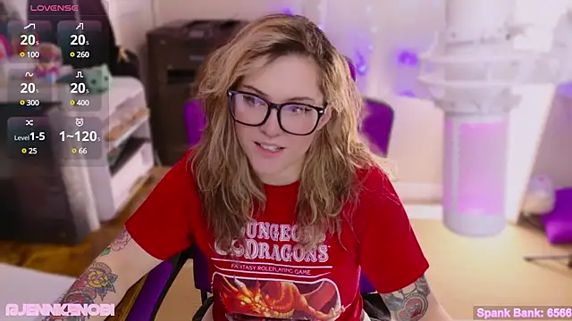 JennKenobi online show from February 2025 05:19:02 PM