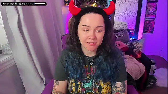 JennKenobi online show from June 2026 02:40:01 PM