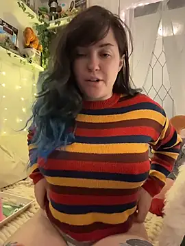 JennKenobi online show from June 2026 01:41:02 PM