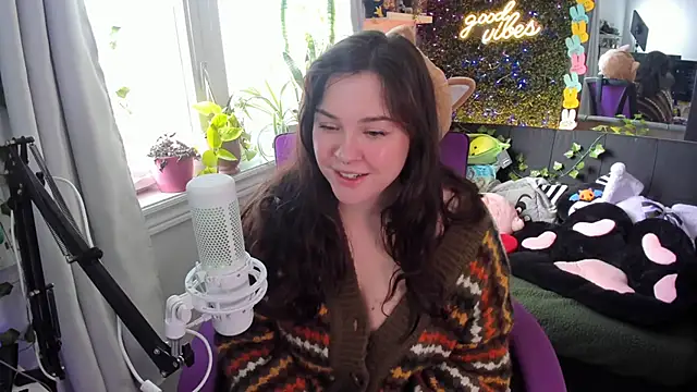 JennKenobi online show from March 2026 02:07:01 PM