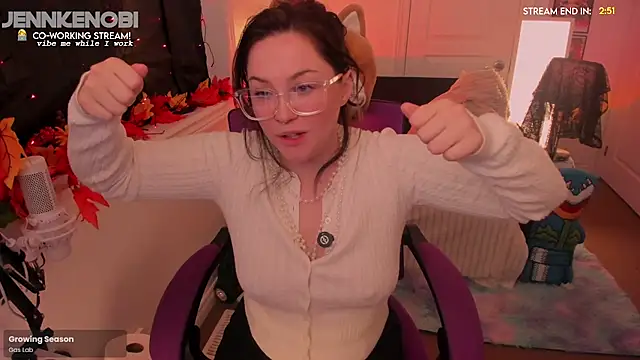 JennKenobi online show from September 2025 02:44:02 PM
