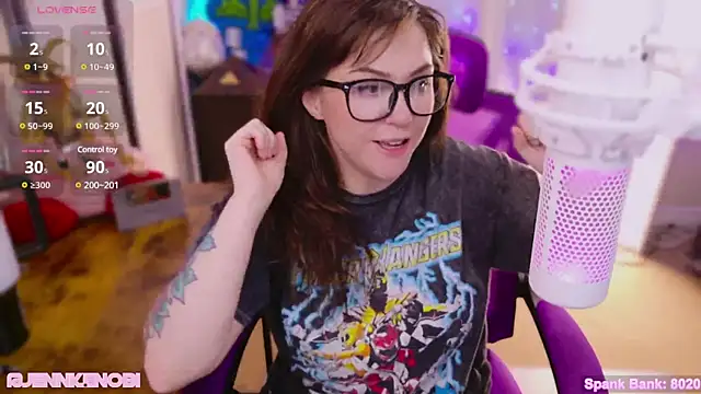 JennKenobi online show from March 2025 10:27:02 PM