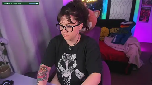 JennKenobi online show from May 2026 02:25:02 PM
