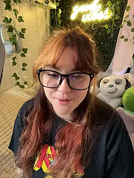 JennKenobi online show from July 2026 03:19:02 PM