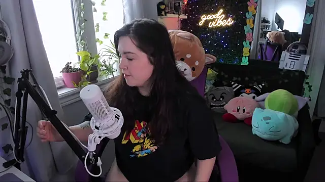 JennKenobi online show from April 2026 03:15:02 PM